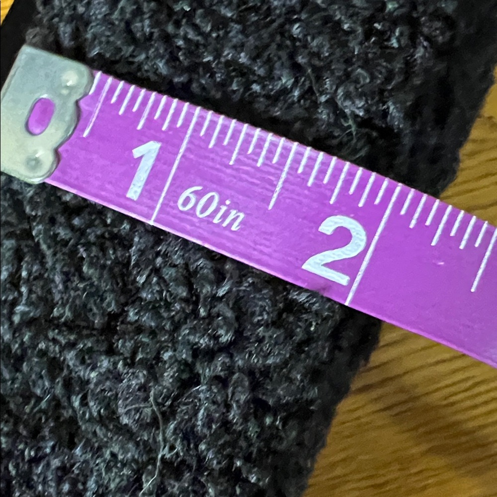 Lole Black Sherpa Mini Belt Bag NWOT - Picture 11 of 12